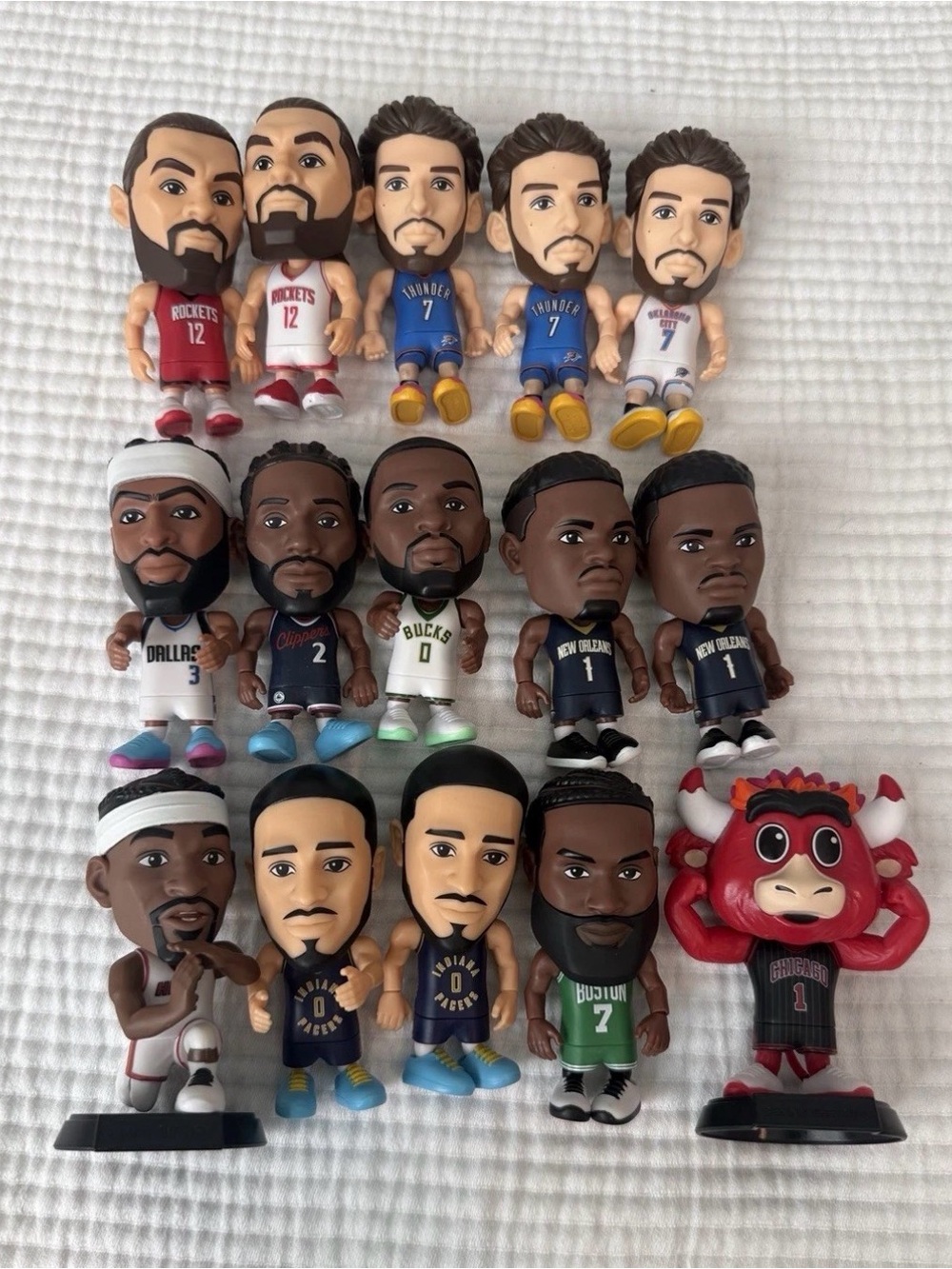 Zuru 5 Surprise NBA Ballers Series 2 Lot of 15 Figurines